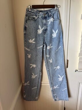 PLAYBOY/Pac Sun Light Blue Denim Jeans with White Logo Print Size 27